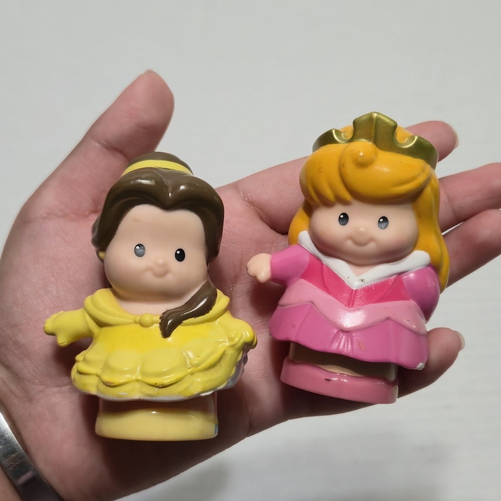 Vintage Fisher-Price Little People Disney Princess Lot Belle Aurora Figures 2012